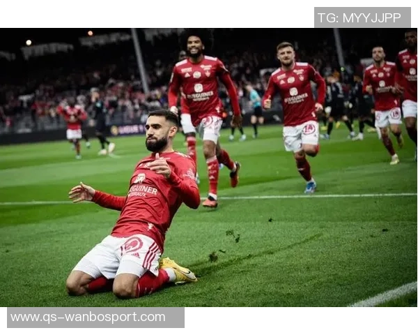 斯特拉斯堡前锋帕尼切利横空出世15项数据领跑法甲前锋榜单